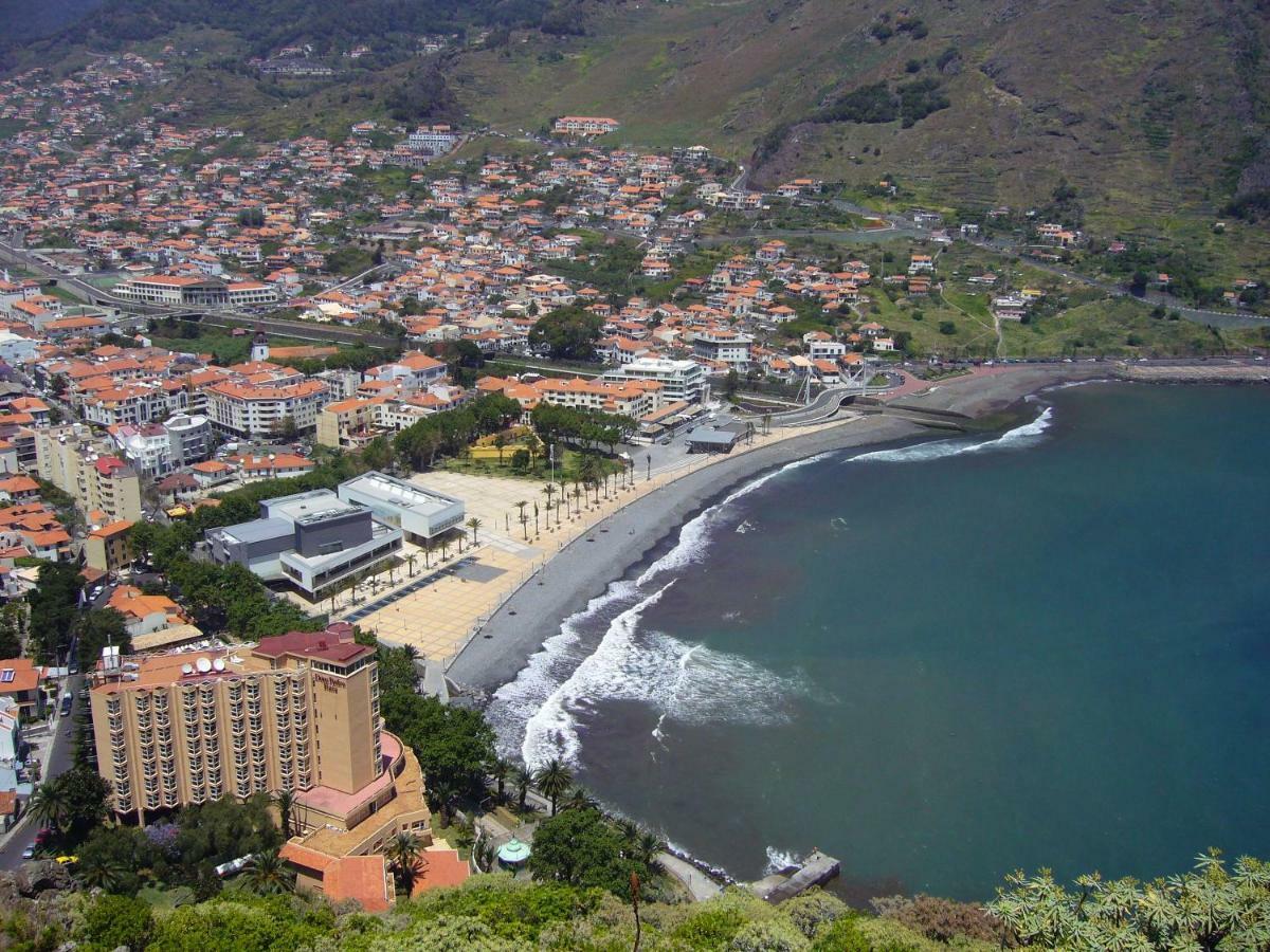 Spot Matur Apartment Machico  Exteriör bild